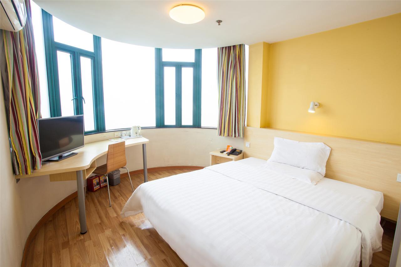 7Days Premium Guangzhou Tianhe Gangding Kanton Exterior foto